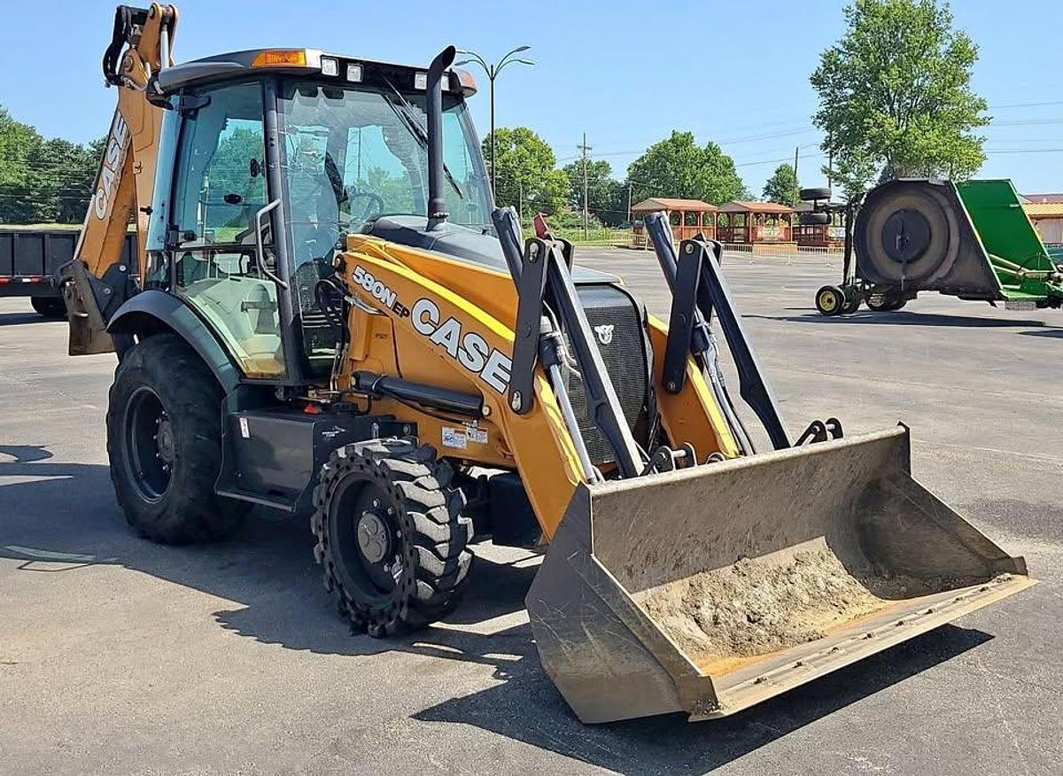 Used 2018 Case 580n ep backhoe