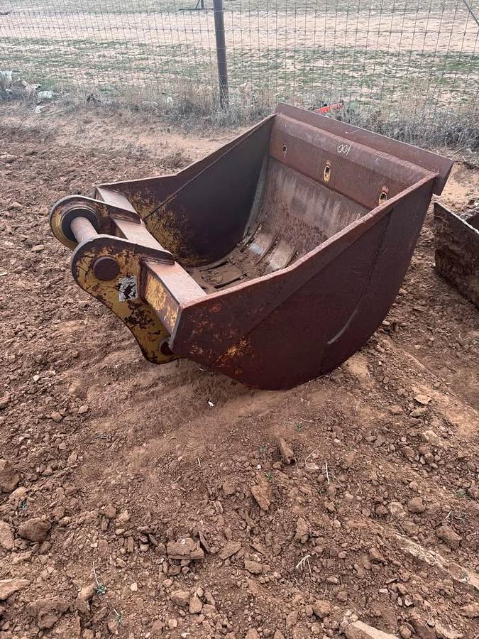 Used 2013 Cat 320 E