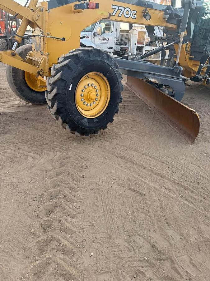 Used 2012 John Deere 770G
