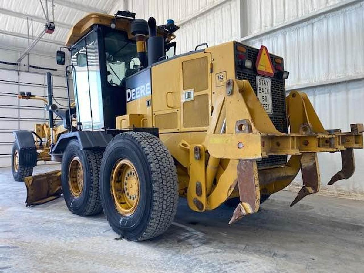 Used 2007 Deere 772D Grader AWD with Ripper