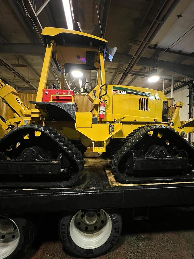 Used 2008 Vermeer RTX1250 Plow