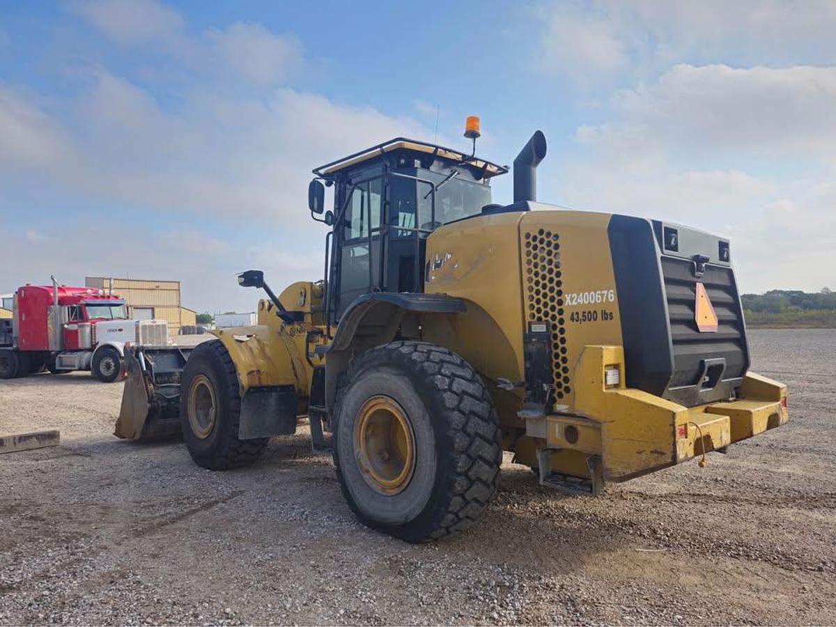 Used 2013 CAT 950K