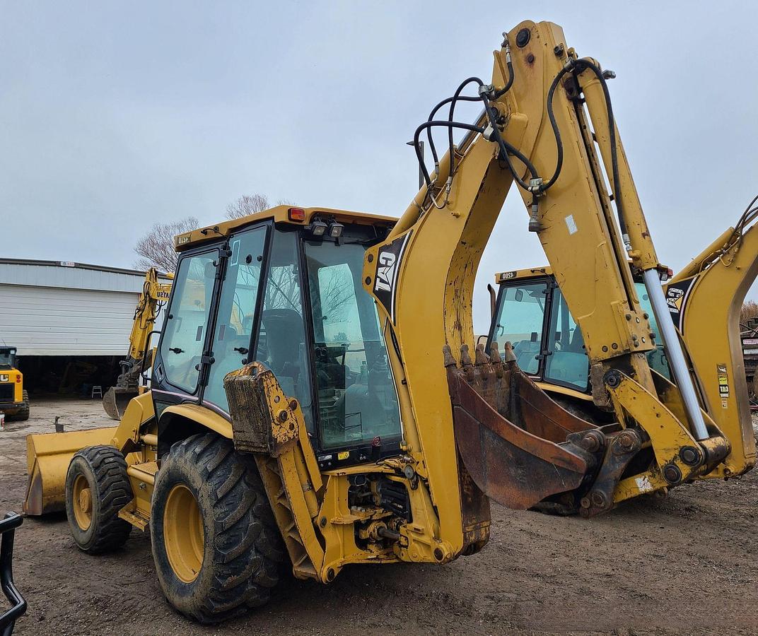 Used 2006 Caterpillar 420D