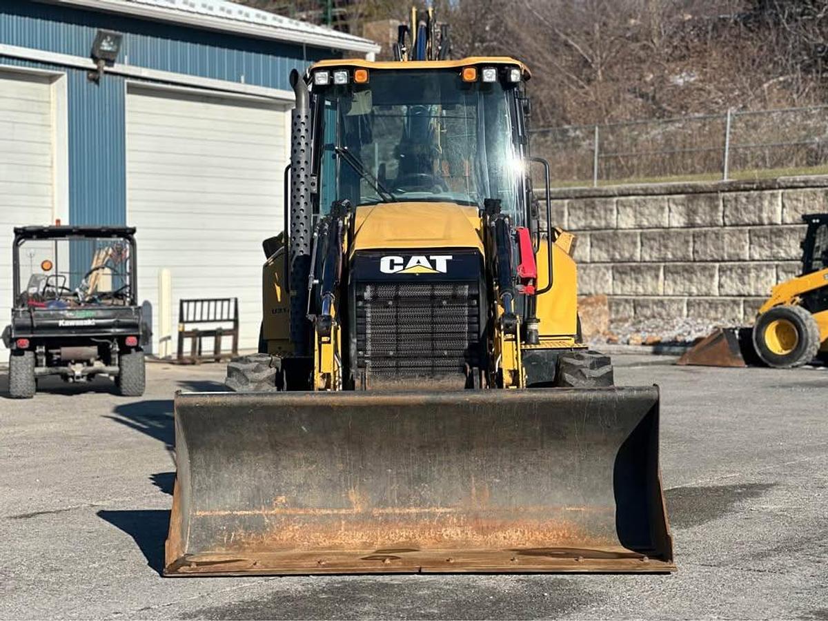 Used 2020 Caterpillar 420F2 IT