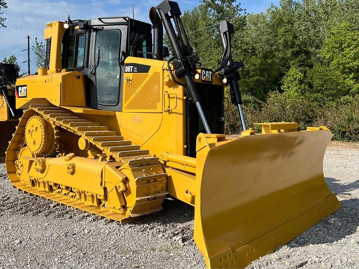 Used 2014 Caterpillar D6T XL