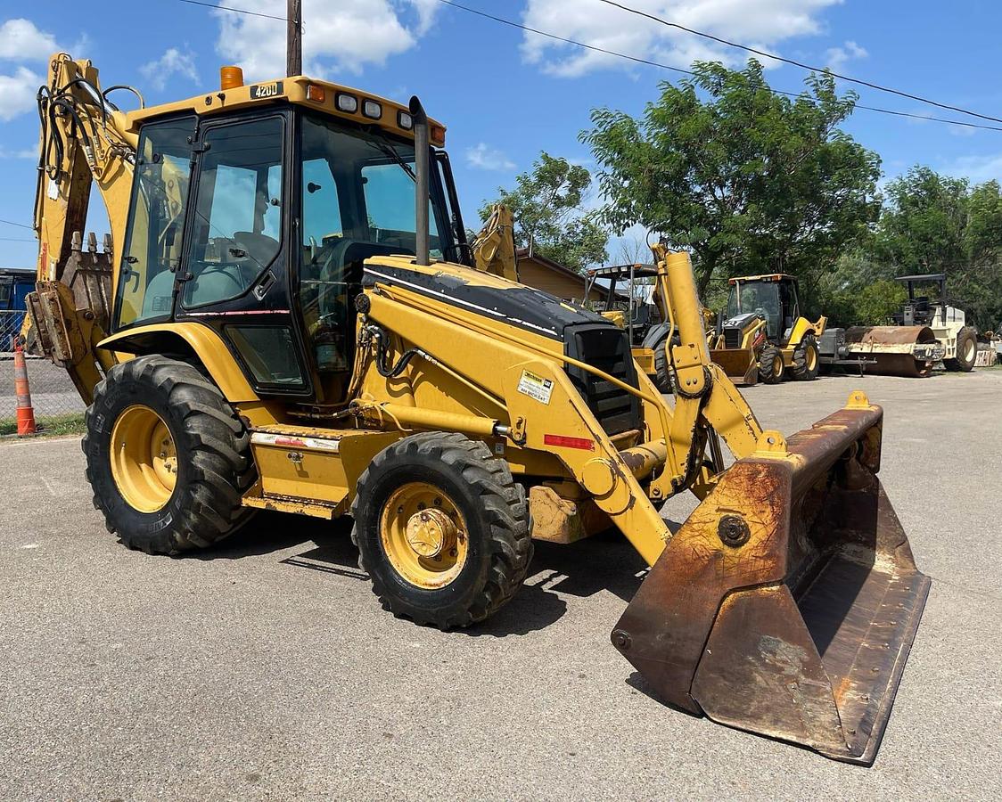 Used 2003 Caterpillar 420D