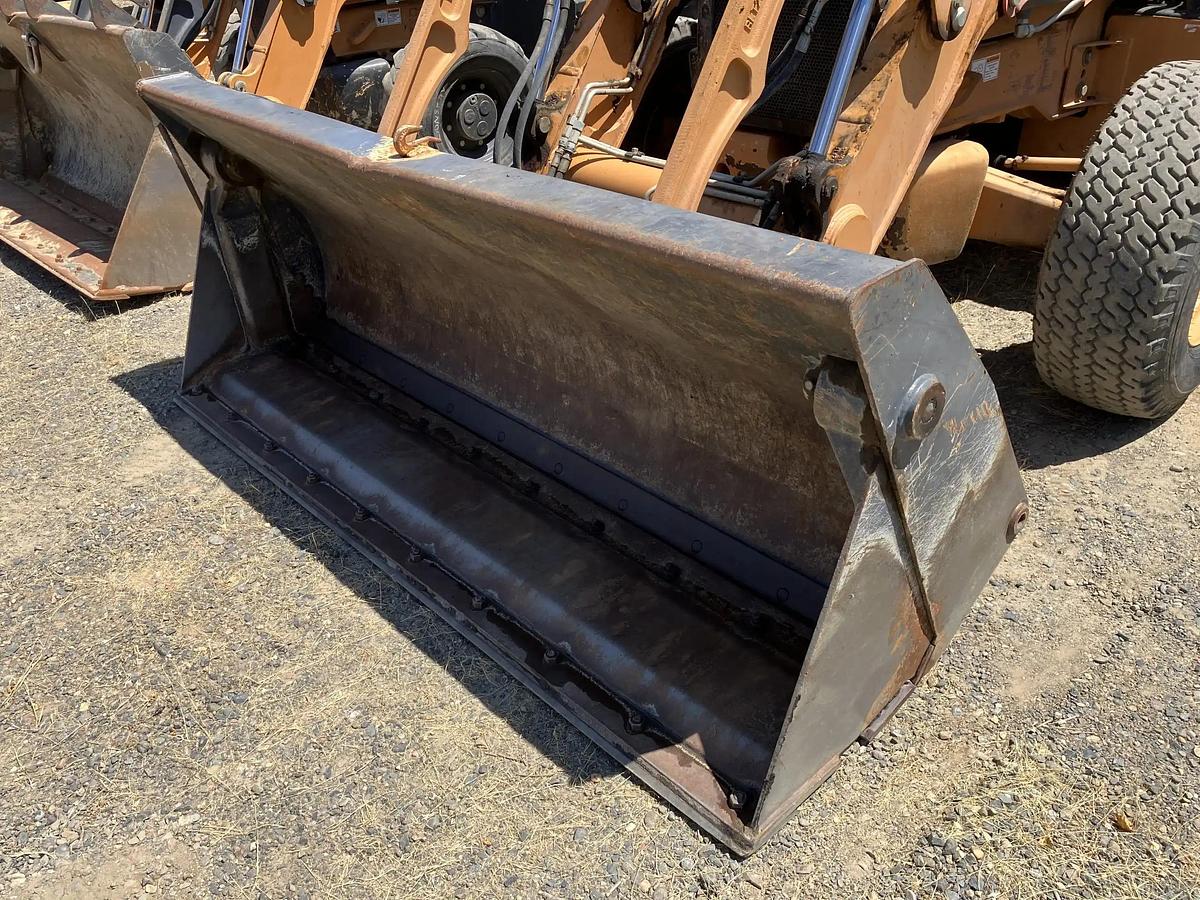 Used 2013 Case 590SN