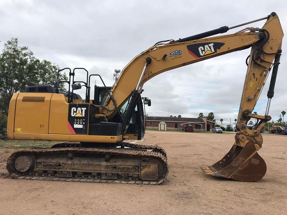 Used 2014 CAT 320E