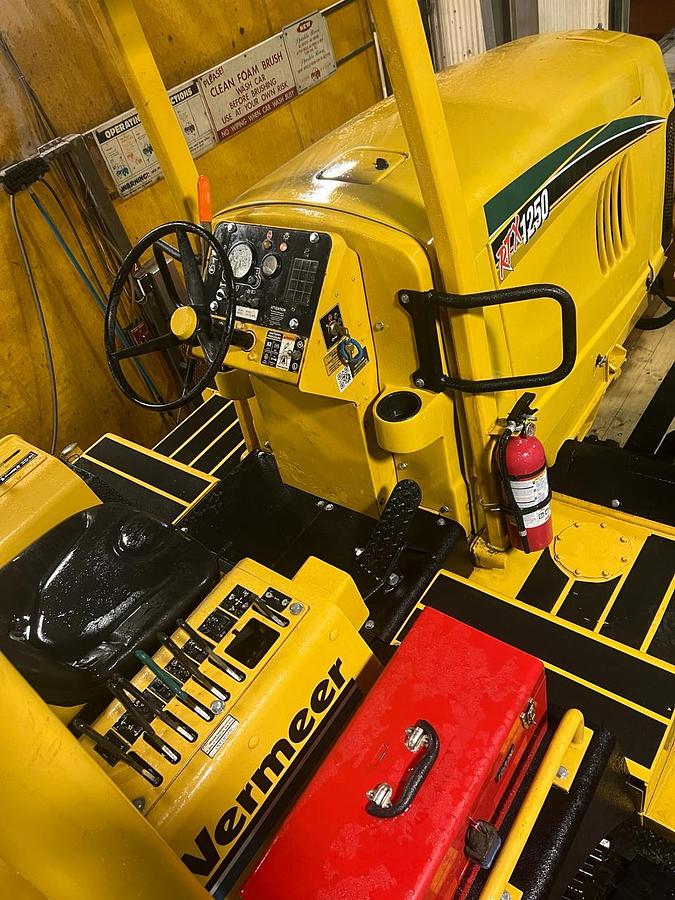Used 2008 Vermeer RTX1250 Plow