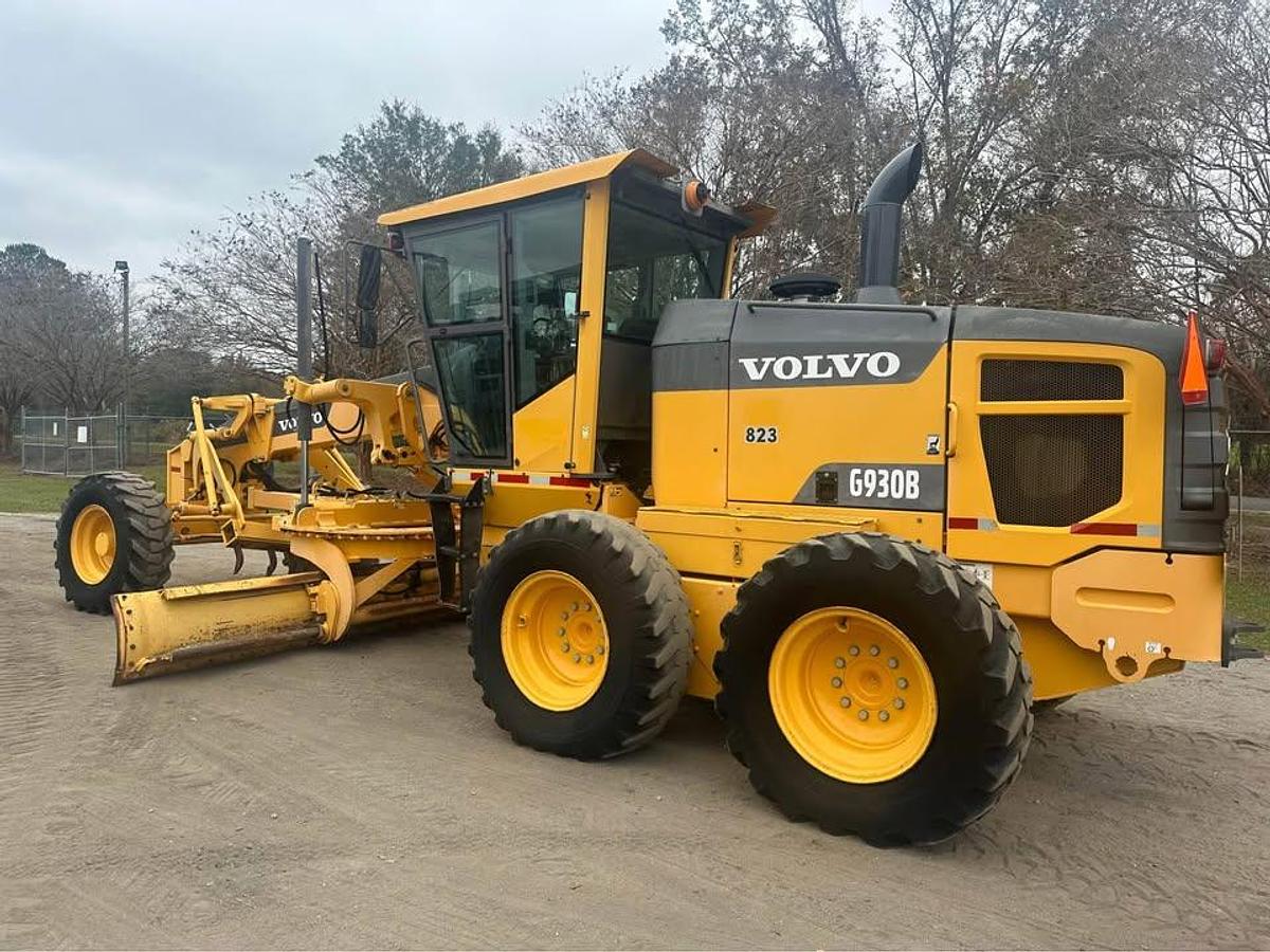 Used 2013 Volvo G930B