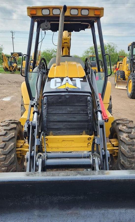 Used 2004 CATERPILLAR 420D 4x4 EXT-HOE