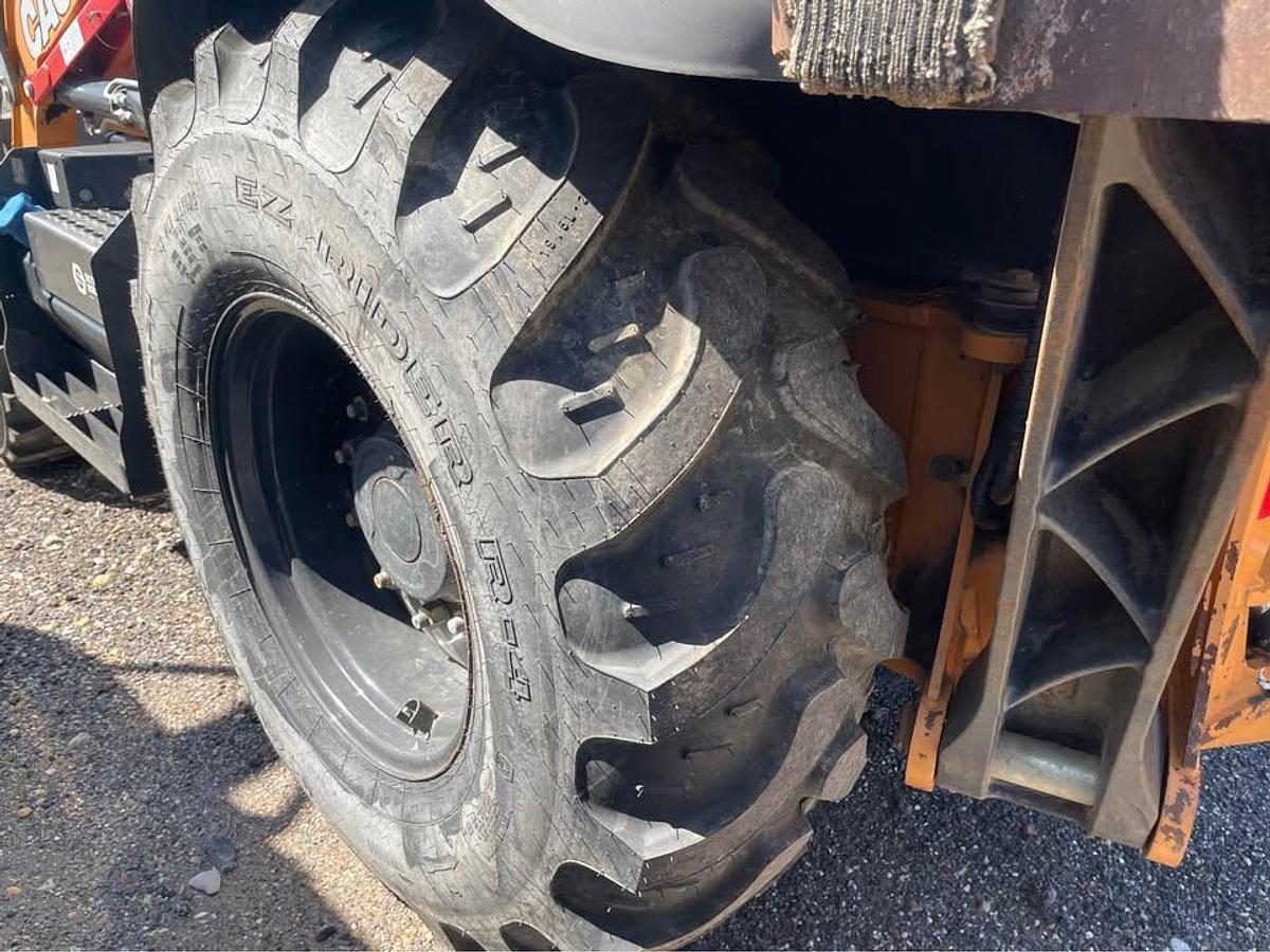 Used 2018 CASE 580SN