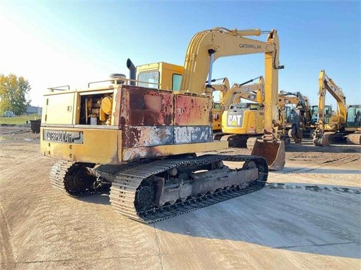 Used 1979 CATERPILLAR 215