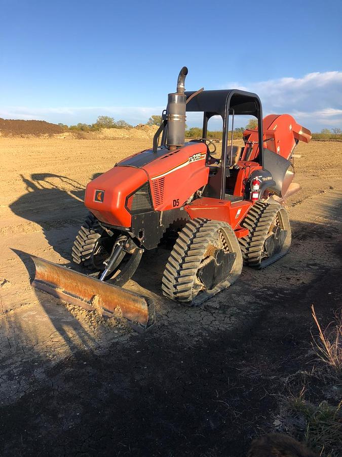 Used 2012 DITCH WITCH RT-115 w/ 40″ Rocksaw
