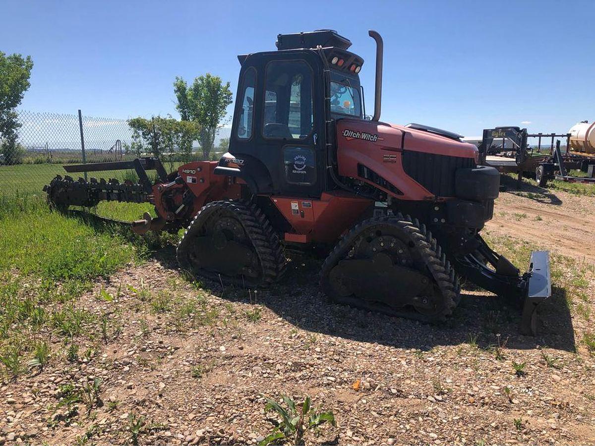 Used 2014 Ditch Witch RT120 Quad Track