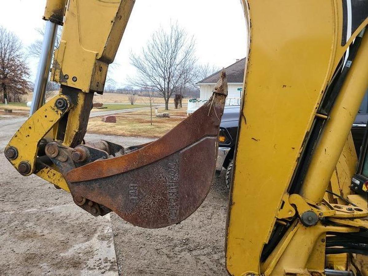 Used 2006 Caterpillar 420D