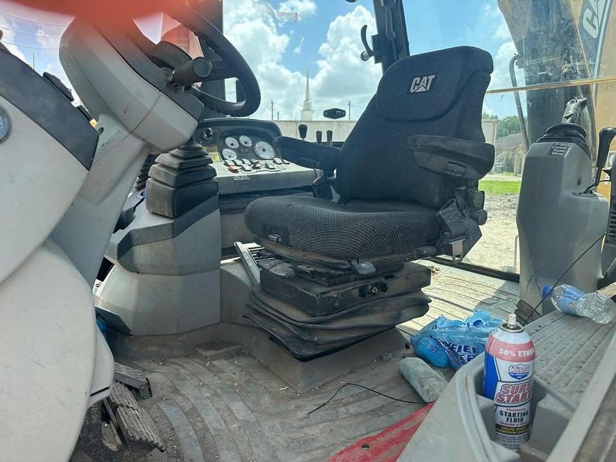 Used 2009 CAT 420E
