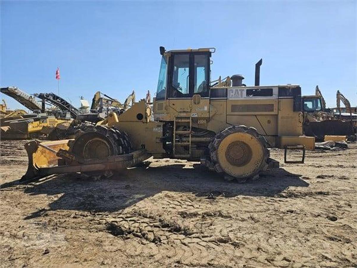 Used 2002 Caterpillar 815F