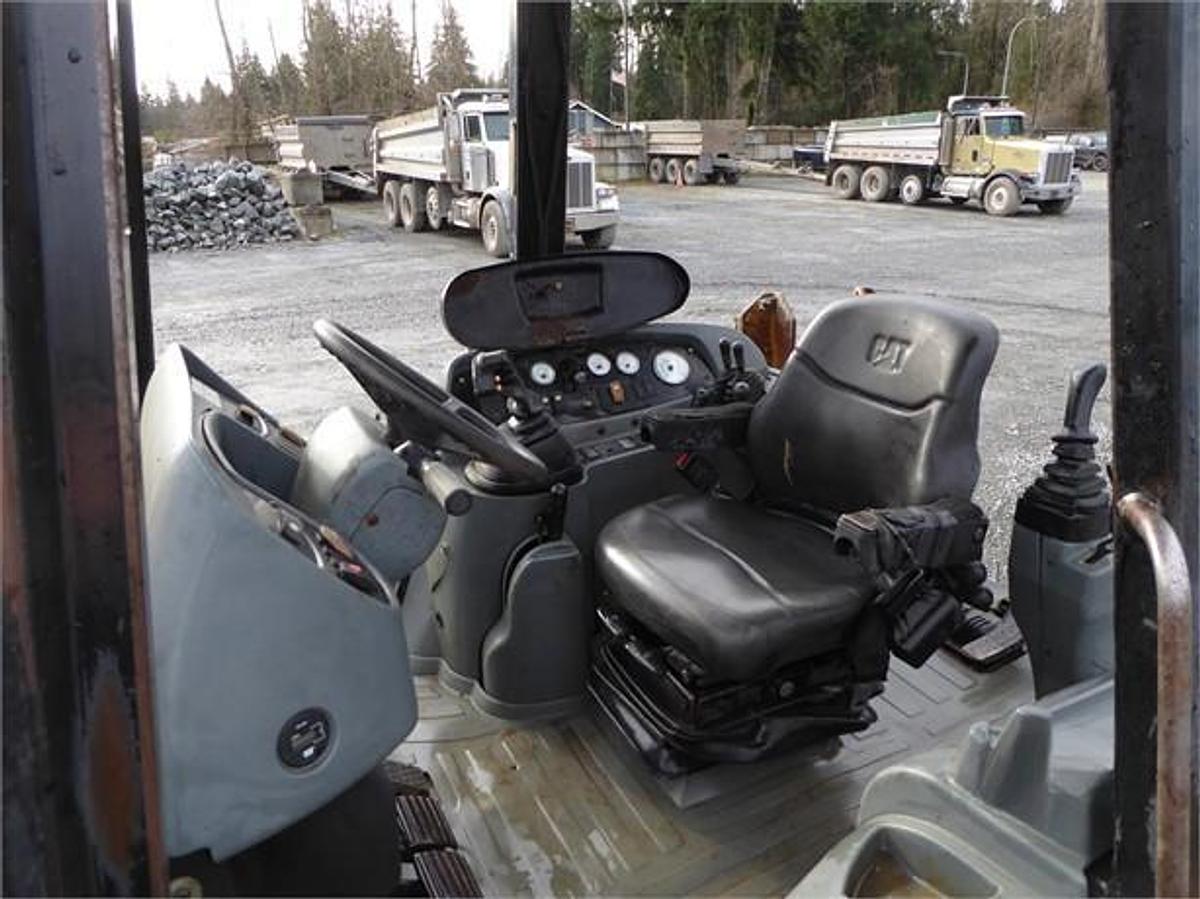 Used 2001 REPO MACHINE CATERPILLAR 420D IT