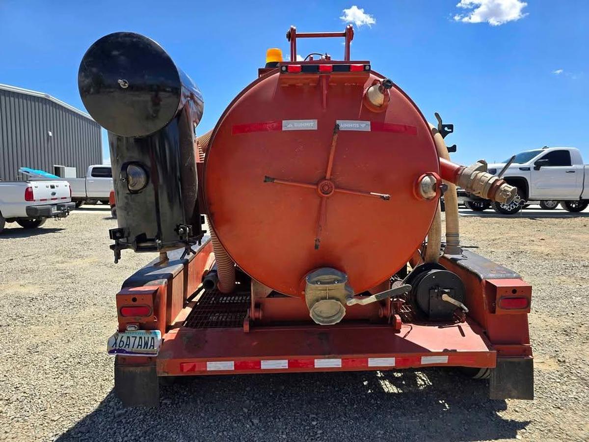 Used 2009 Ditch Witch FX30 500 Gallon Diesel Vacuum Trailer