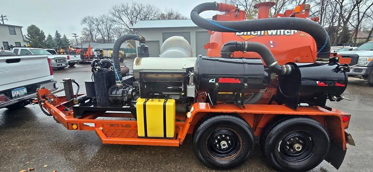 Used 2017 Ditch Witch FX25