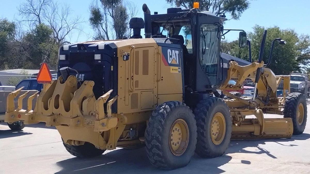 Used 2017 Caterpillar 140M3 — REPO MACHINE