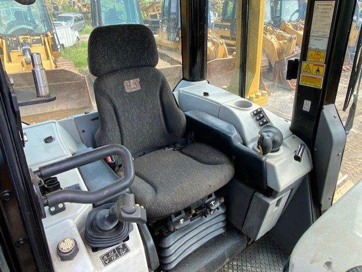Used 2015 CAT D6N LGP