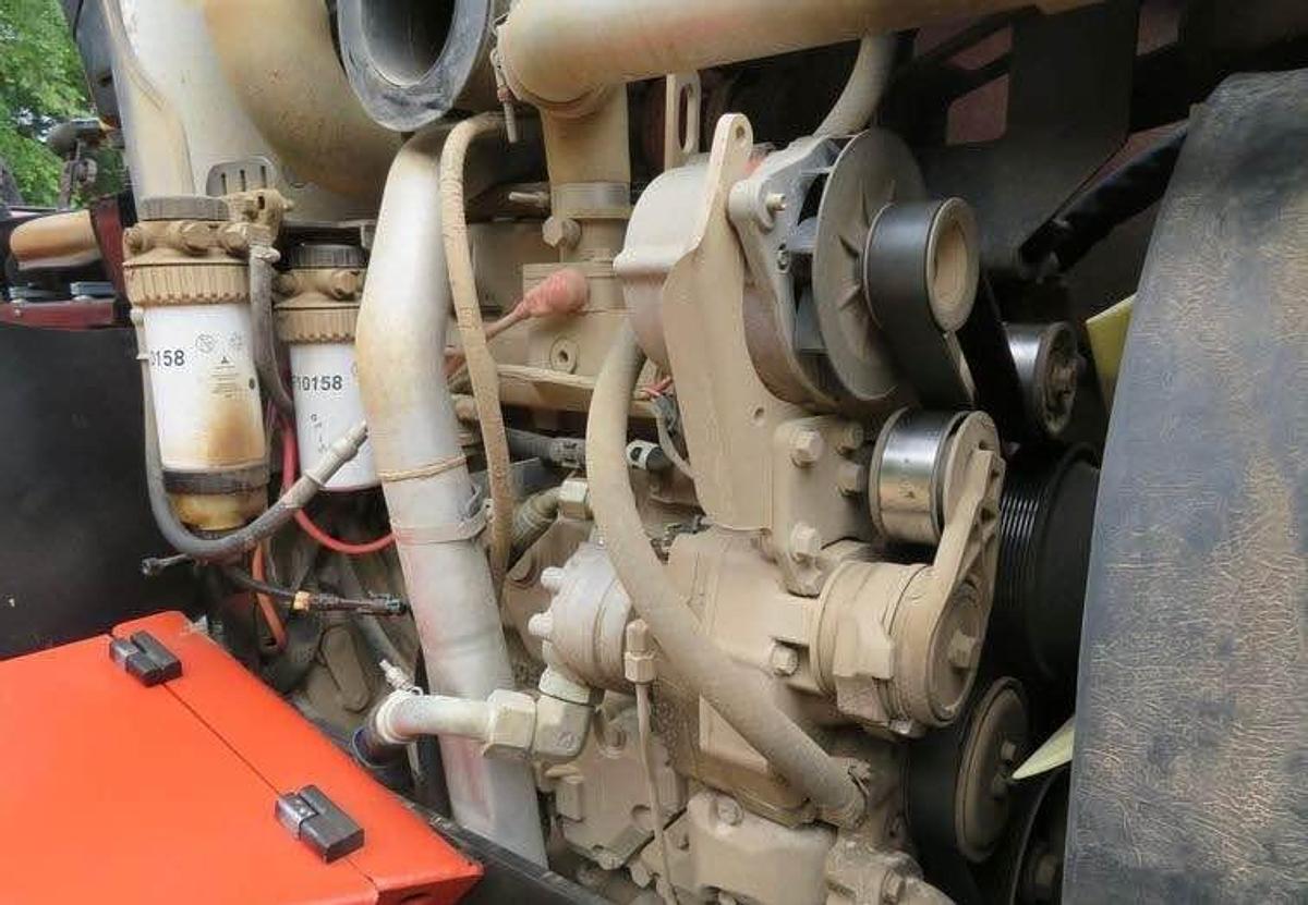 Used 2012 Ditch Witch RT115 Quad cable plow