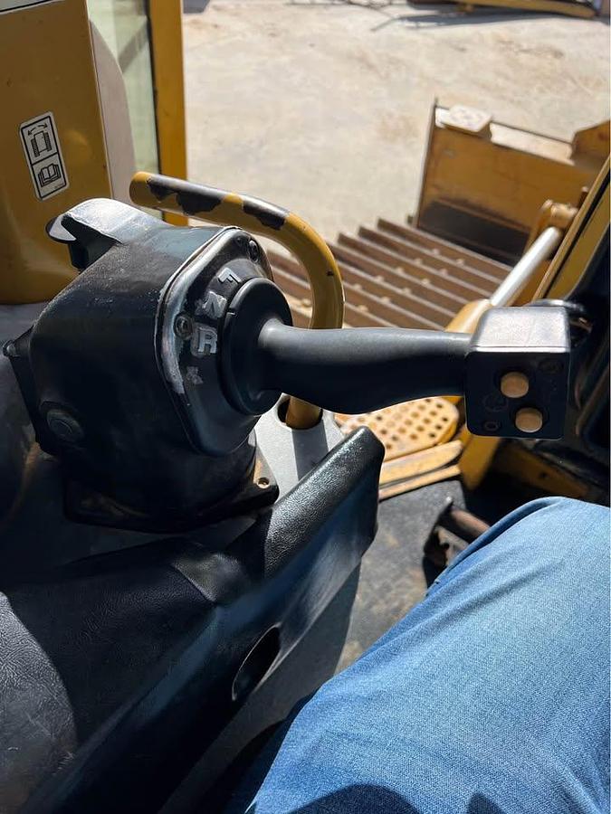 Used 2006 Caterpillar D6N LPG