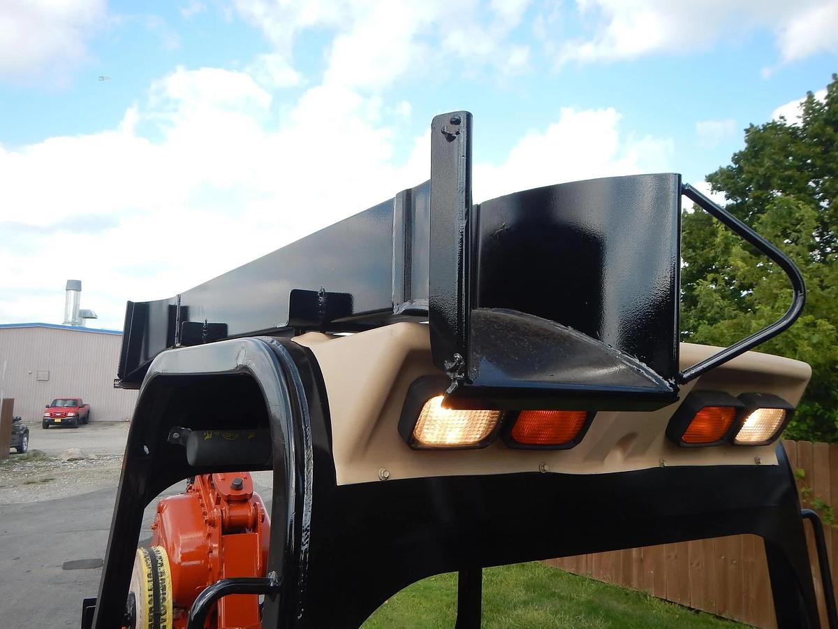 Used 2011 Ditch Witch RT115 Quad