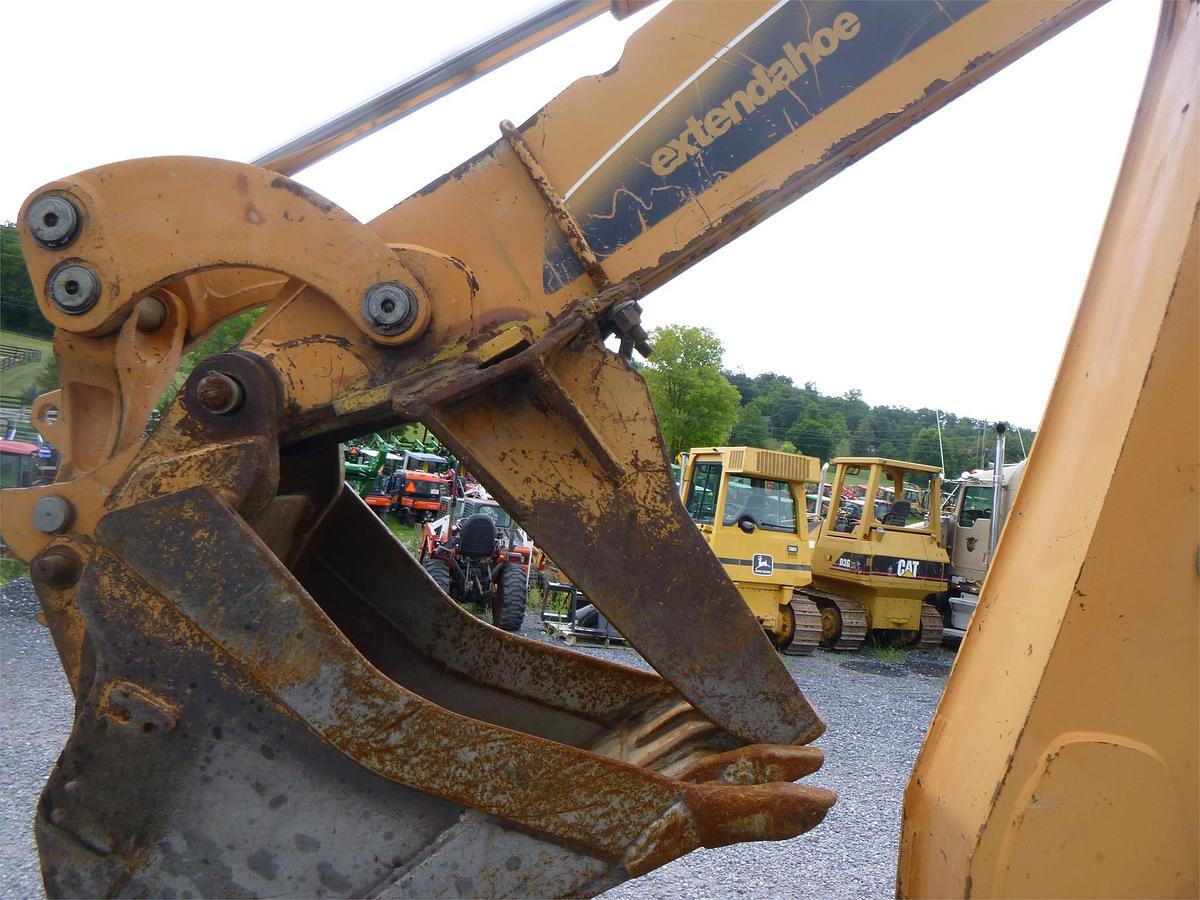 Used 2011 CASE 580SN