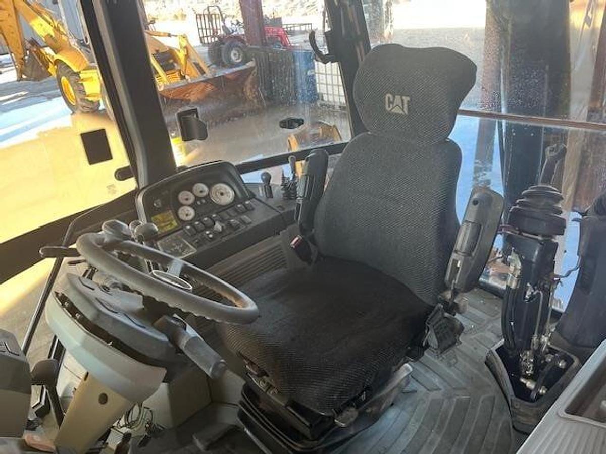 Used 2007 CATERPILLAR, 420E