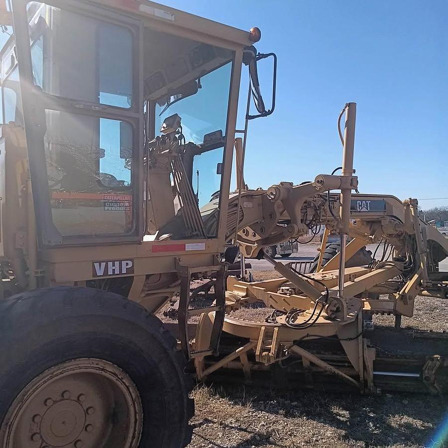 Used 1994 Caterpillar 140G