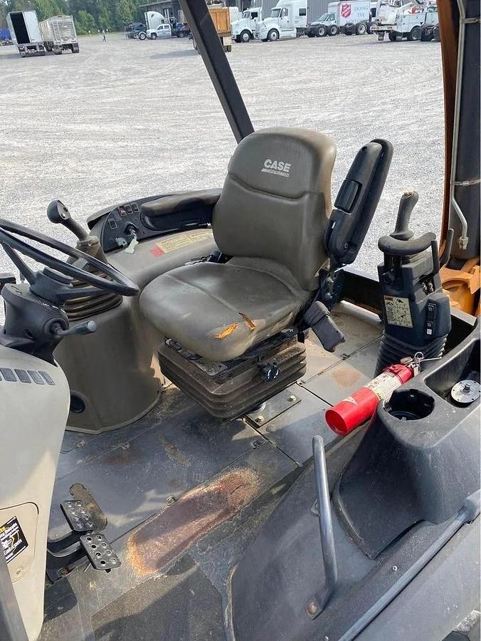 Used 2016 Case 580 super N