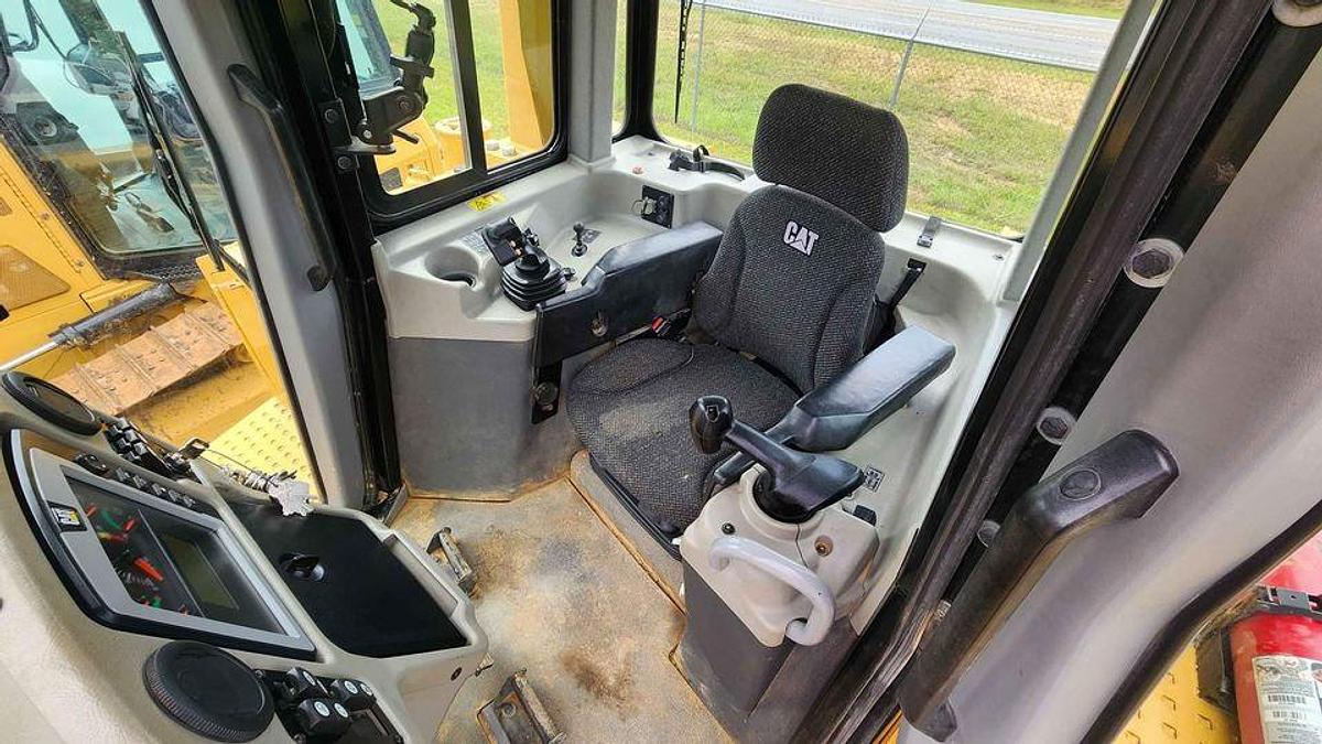 Used 2012 Caterpillar D6T XL