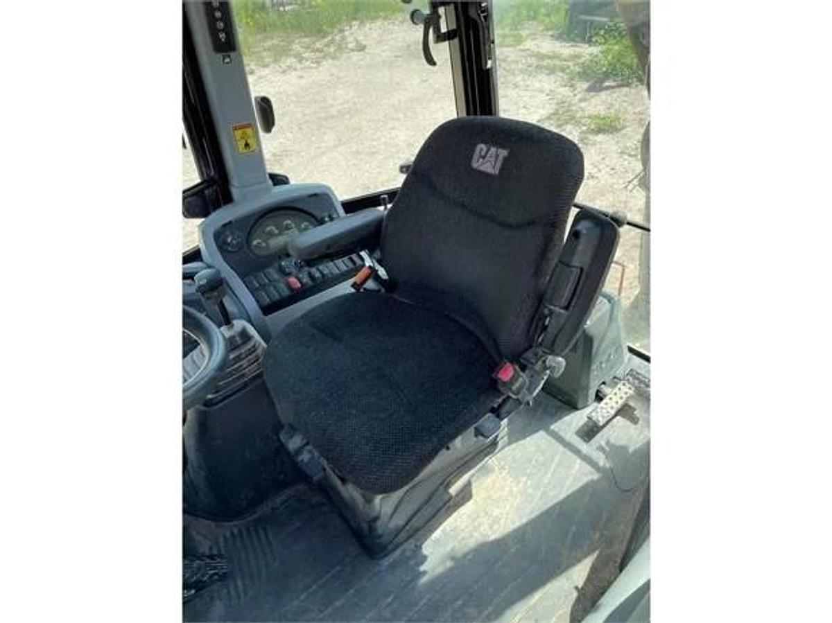 Used 2019 Caterpillar 416F2