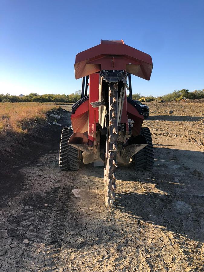 Used 2012 DITCH WITCH RT-115 w/ 40″ Rocksaw