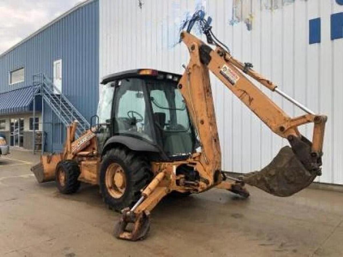 Used 2007 Case 580M