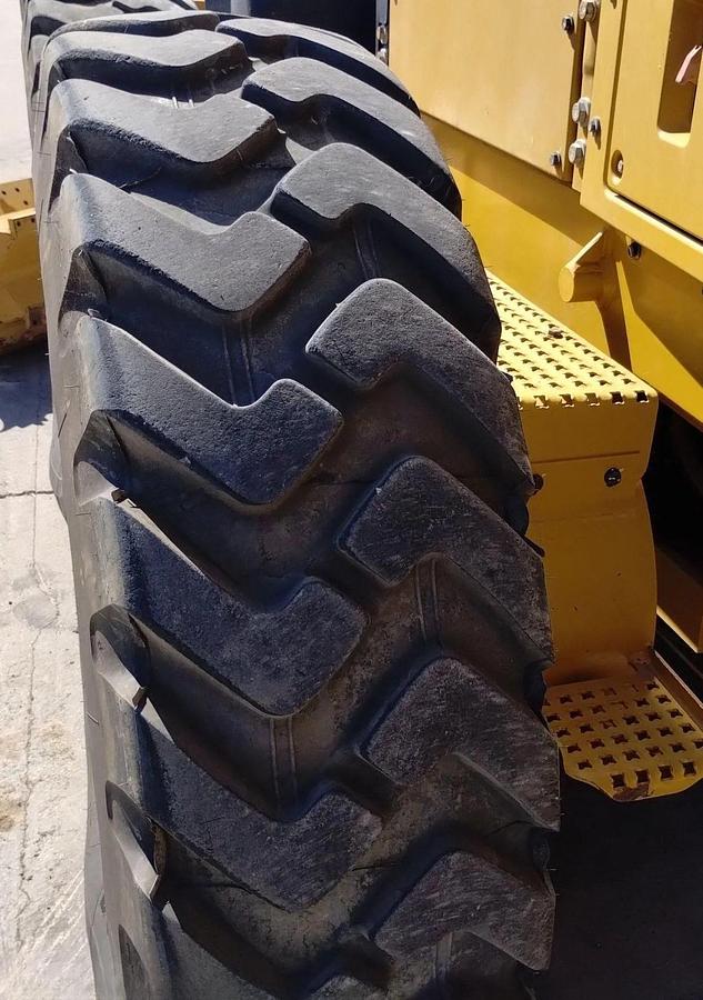 Used 2017 Caterpillar 140M3 — REPO MACHINE