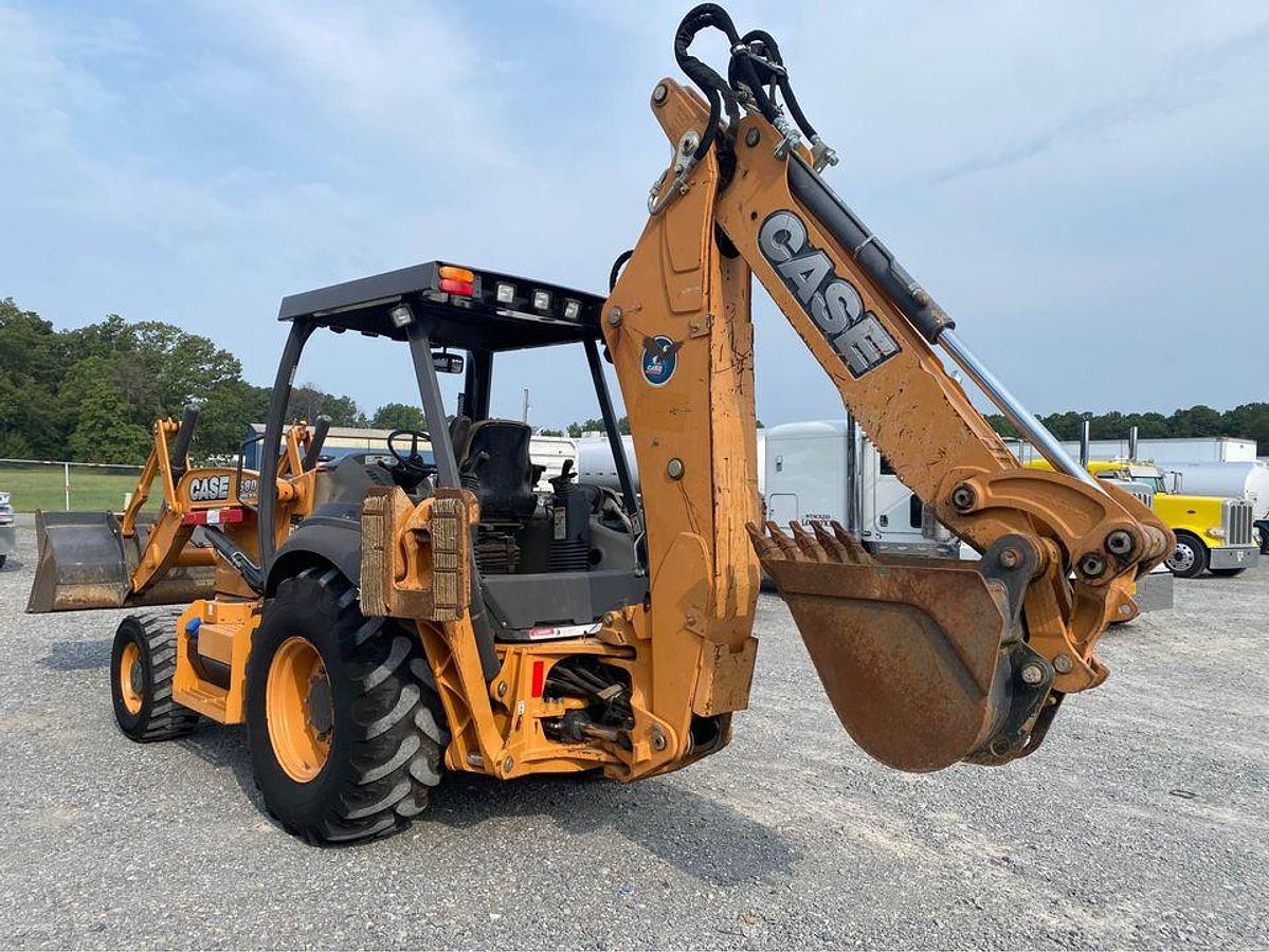 Used 2016 Case 580 super N