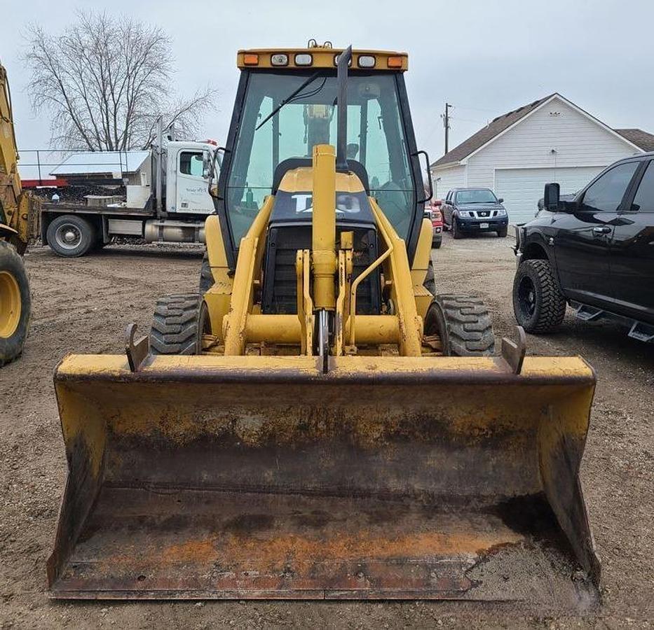 Used 2006 Caterpillar 420D