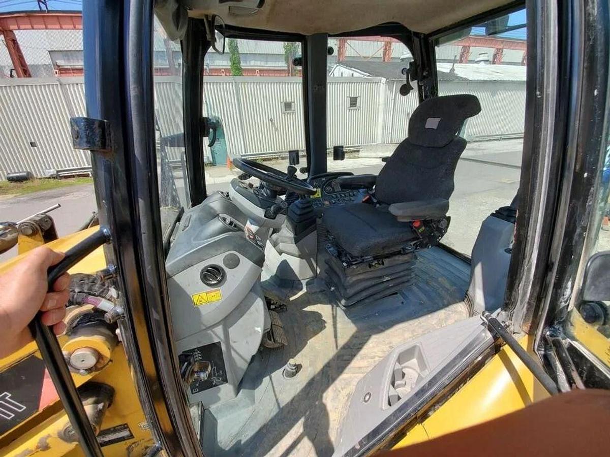 Used 2015 Caterpillar 420f it