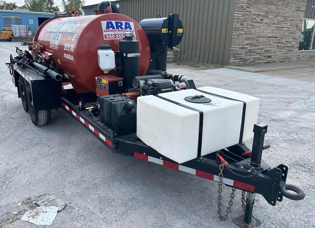 Used 2024 Ditch Witch MV8 Mud Vac