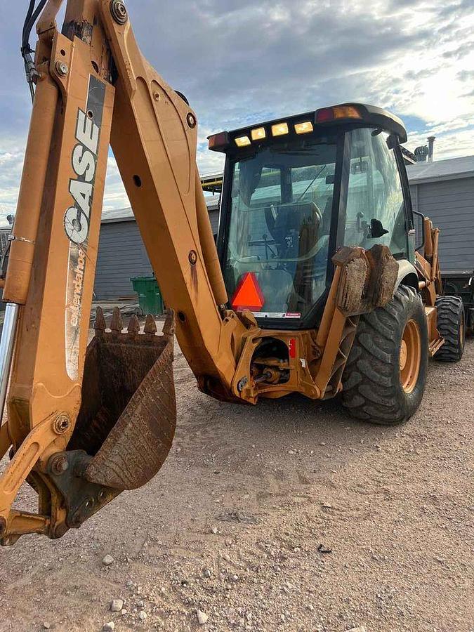 Used 2004 Case 580M With Extras