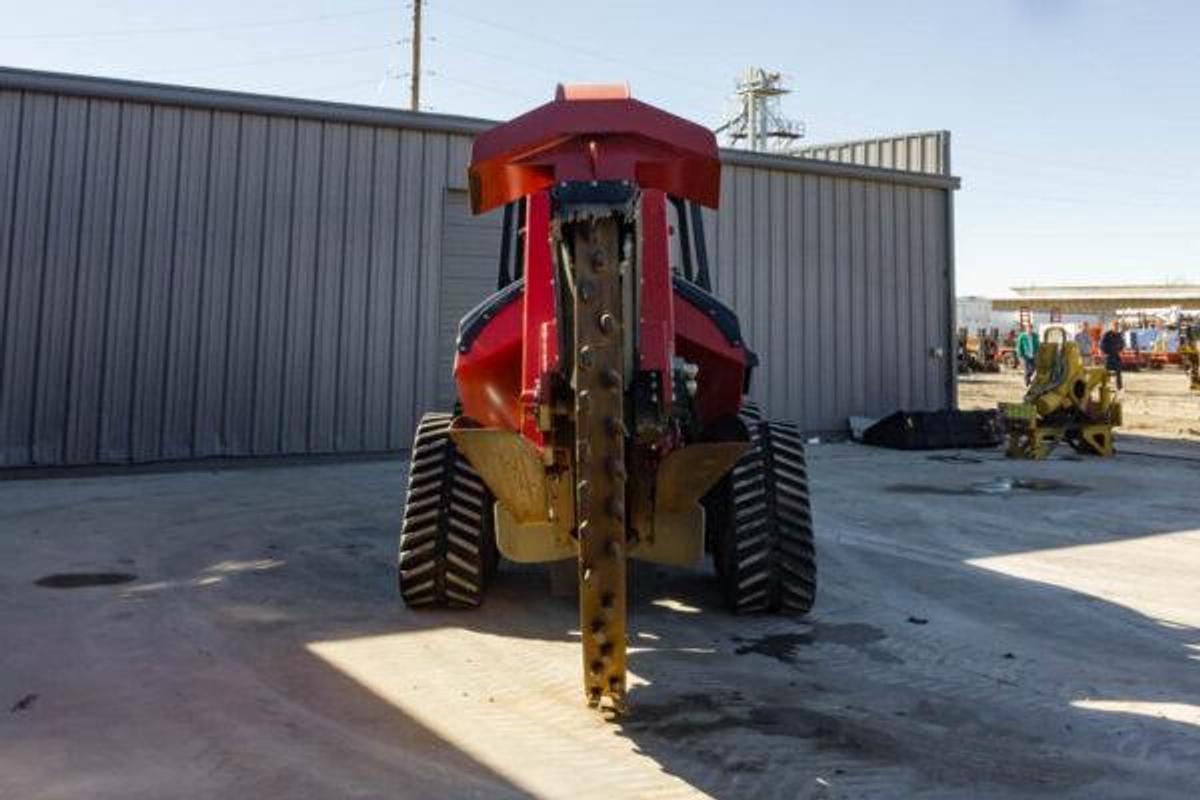 Used 2012 Ditch Witch RT115 Quad