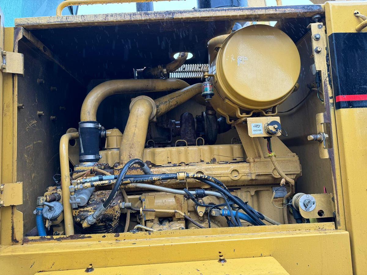 Used 1995 Caterpillar 140H