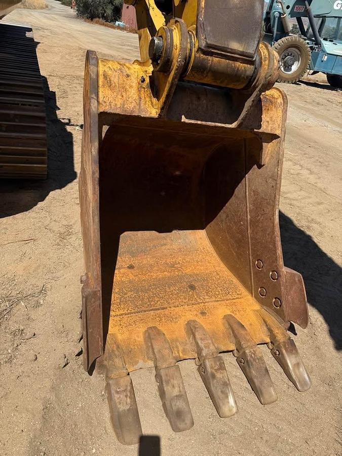 Used 2019 CAT 320 Excavator