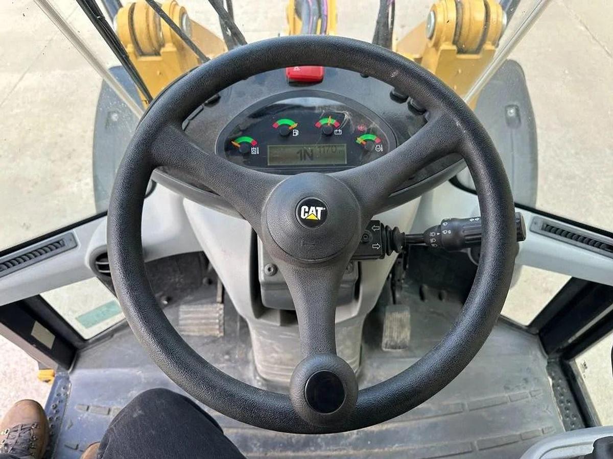 Used 2022 CAT 906M Wheel Loader