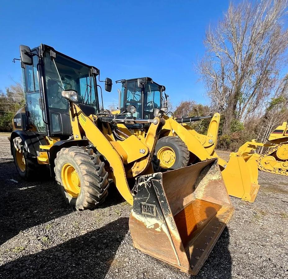 Used 2019 CAT 908M