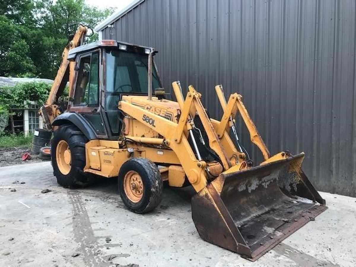 Used 1999 CASE 580L